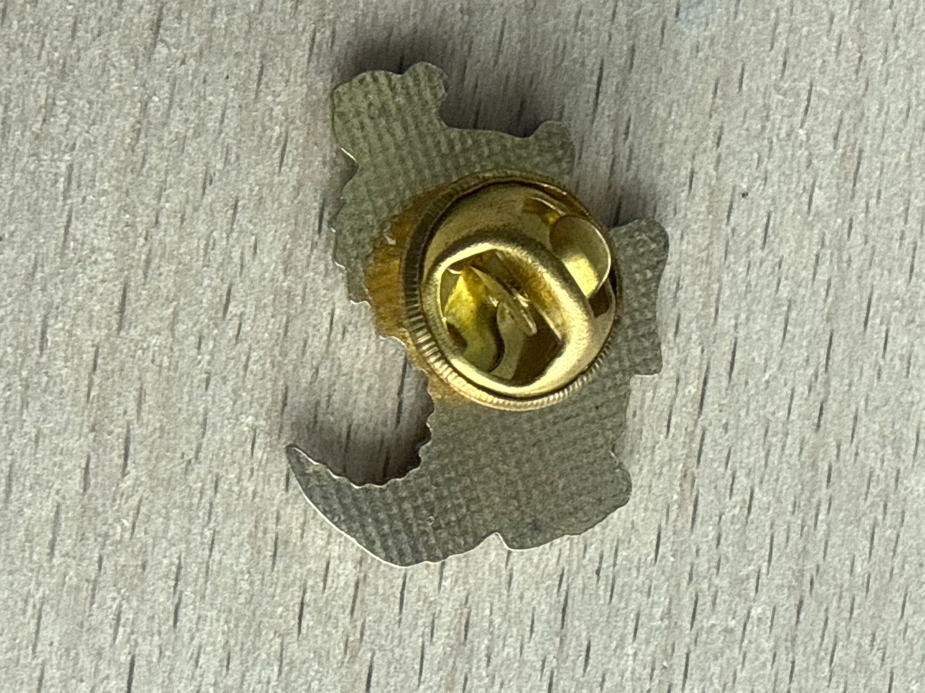 Placchette & Badge: Pin Krokodil – Usato da Glattbrugg venduto da Schweigmatt 1