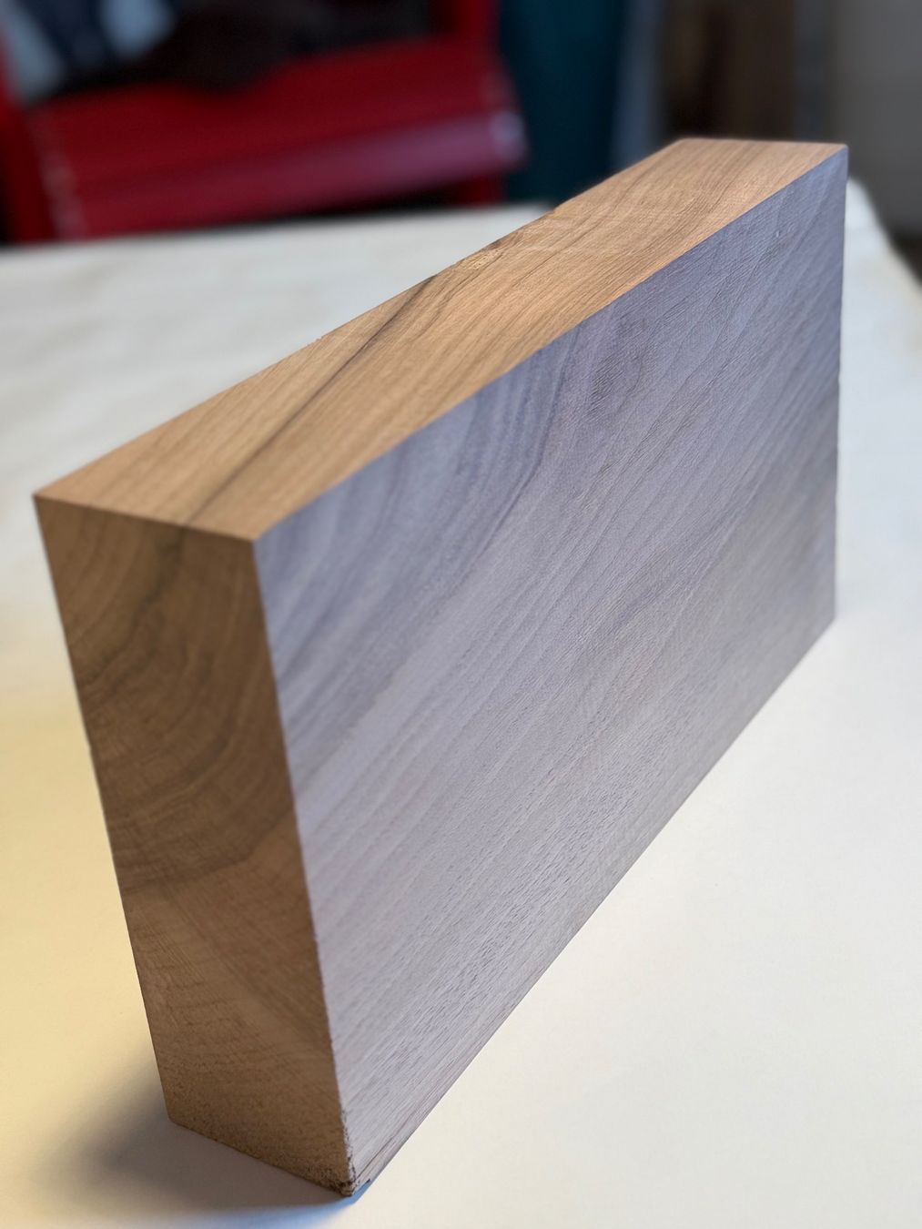 Articoli in legno: Nussbaumbrett Holzbrett gehobelt – Nuovo e nell'imballaggio originale da Holziken venduto da Timbergrizzly 2