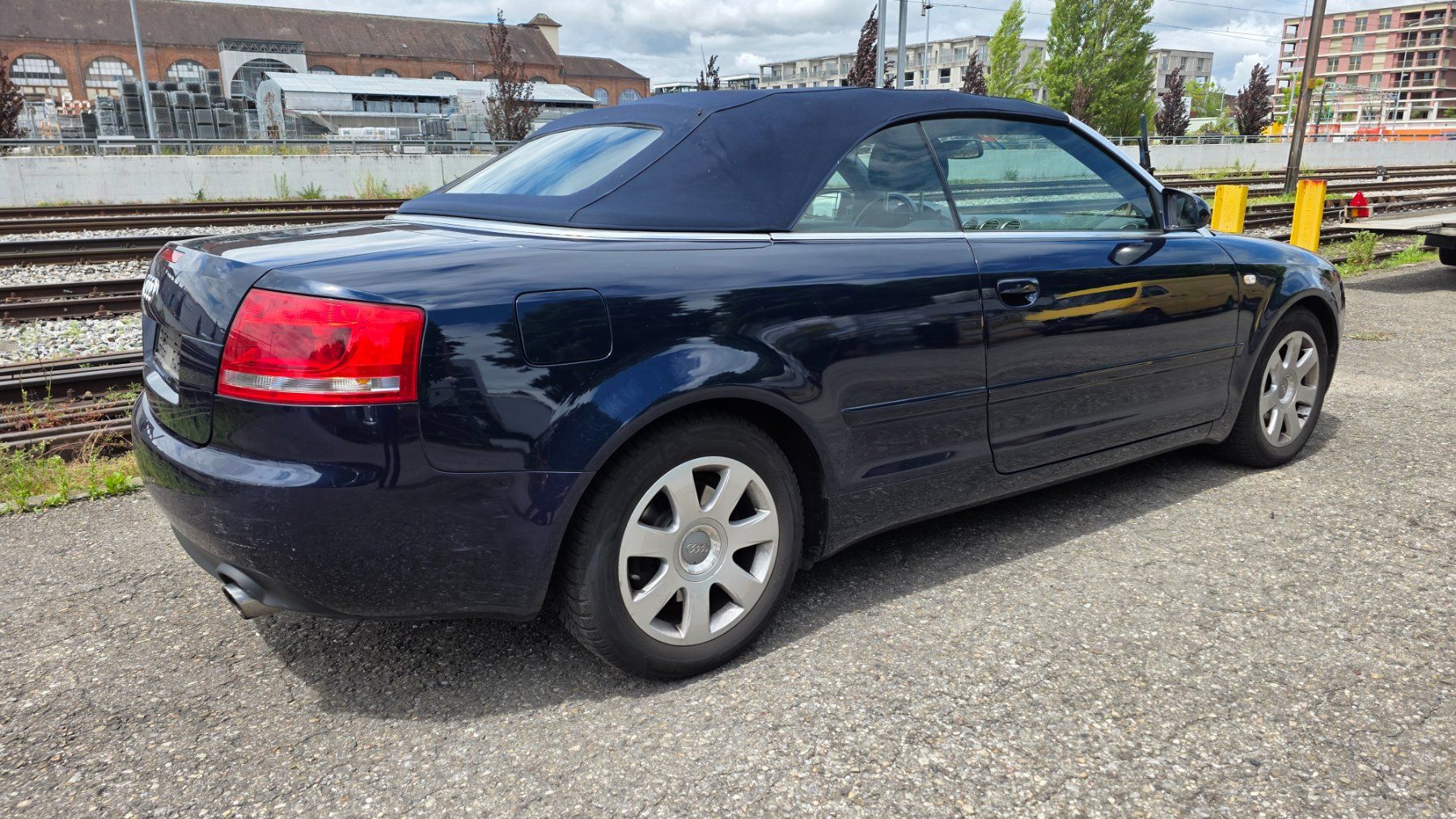 Audi Automobili: Audi A4 Cabrio 20TFSI – Usato da Arbon venduto da .Tropxe. 2