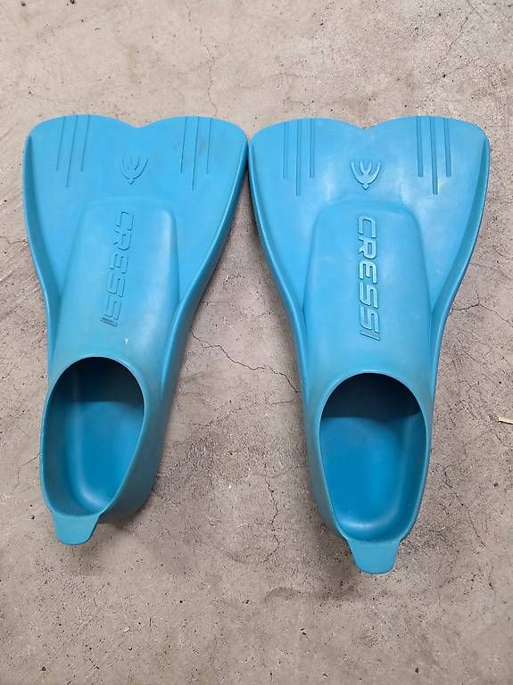 Flossen, Masken & Schnorchel: Kinderflossen von Cressi Gr. 29-31 – Gebraucht aus Rieden SG von Yogu