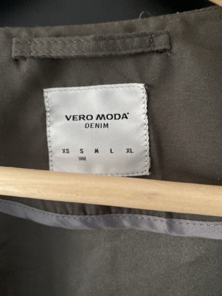 Vero Moda Giacche: Veste-chemisier – Usato da Villeret venduto da Laloer22 1