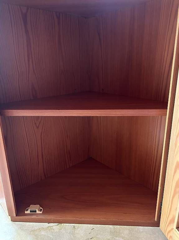 Vetrine: Eckvitrine – Usato da Rotkreuz venduto da bar_tg28 1