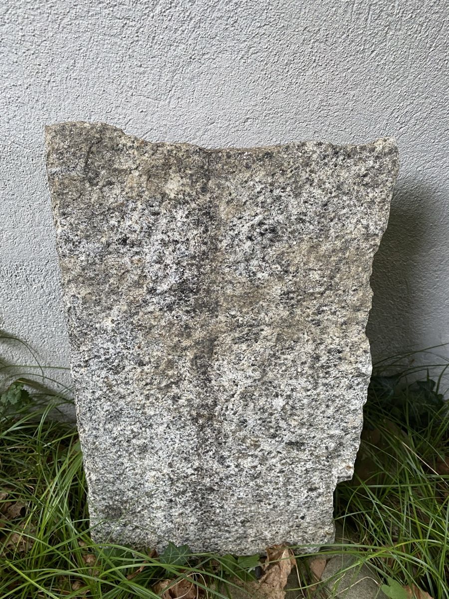 Pierres & tuiles: Granit Stein ca. 48x28x9 cm – D'occasion à Zürich par ann_9fv5