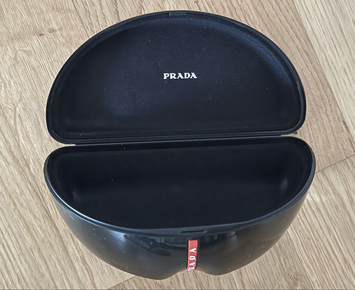 Prada Altro in  Abbigliamento & Accessori: Prada Brillenetui  – Usato da Bern venduto da hispano74 2