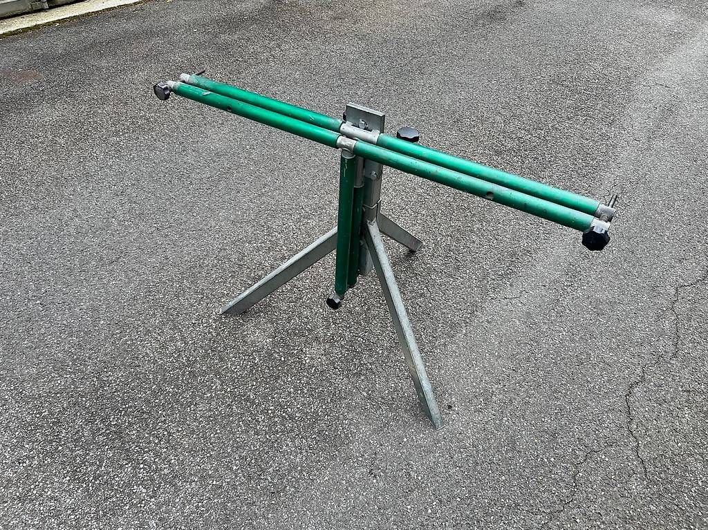 Tutti gli attrezzi: Support pour éléments de carrosserie – Usato da Fenil-sur-Corsier venduto da HEMIsphere_Garage