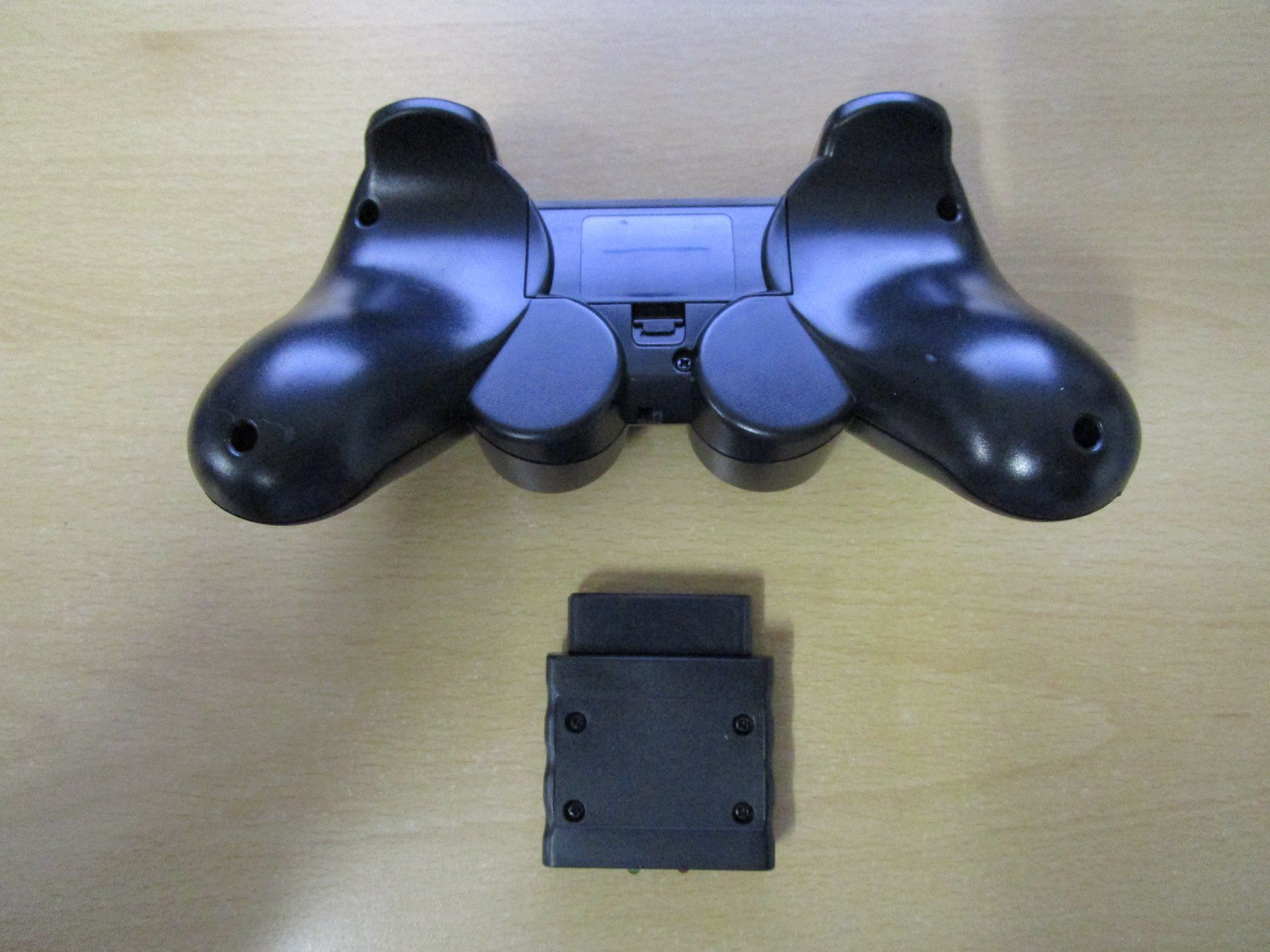 Controller: Playstation 2 Wireless Controller - black - NEUWARE PS2 – Nuovo (secondo la descrizione) da Goldau venduto da agestuffer 2
