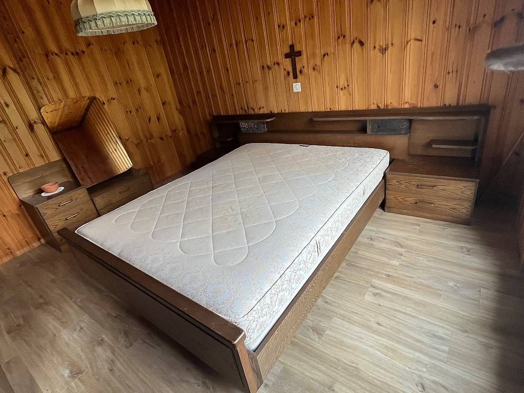 Letti: Chambre à coucher  – Usato da Troistorrents venduto da Tatounet