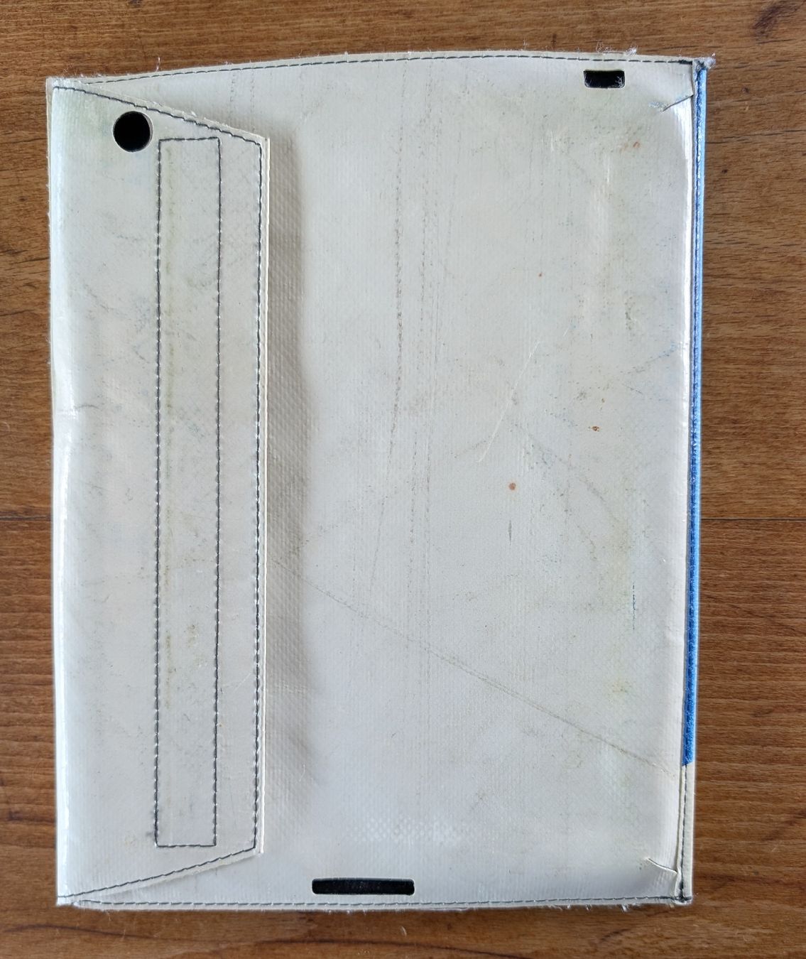 Freitag Coques & Sacs: FREITAG Tablet-Hülle blau weiss – D'occasion à Münsingen par Rehtre 2