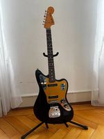 E-Gitarre Fender Jaguar schwarz neuwertig