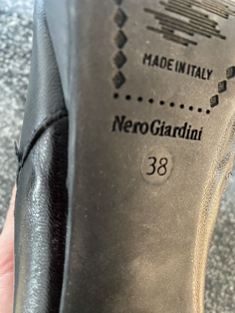 46 Nord Scarpe da donna: Nero Giardini shoes 38 – Usato da Basel venduto da dar_ch4051 2
