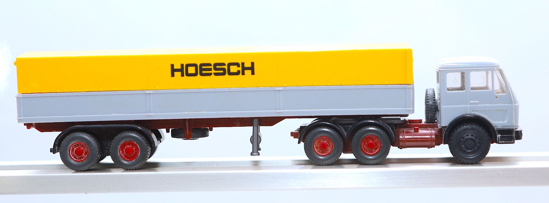 Wiking Modellini d'auto: SUPER + SEHR RARER WIKING LKW MODELLAUTO 1:87 – Nuovo (secondo la descrizione) da Ipsach venduto da Merlux