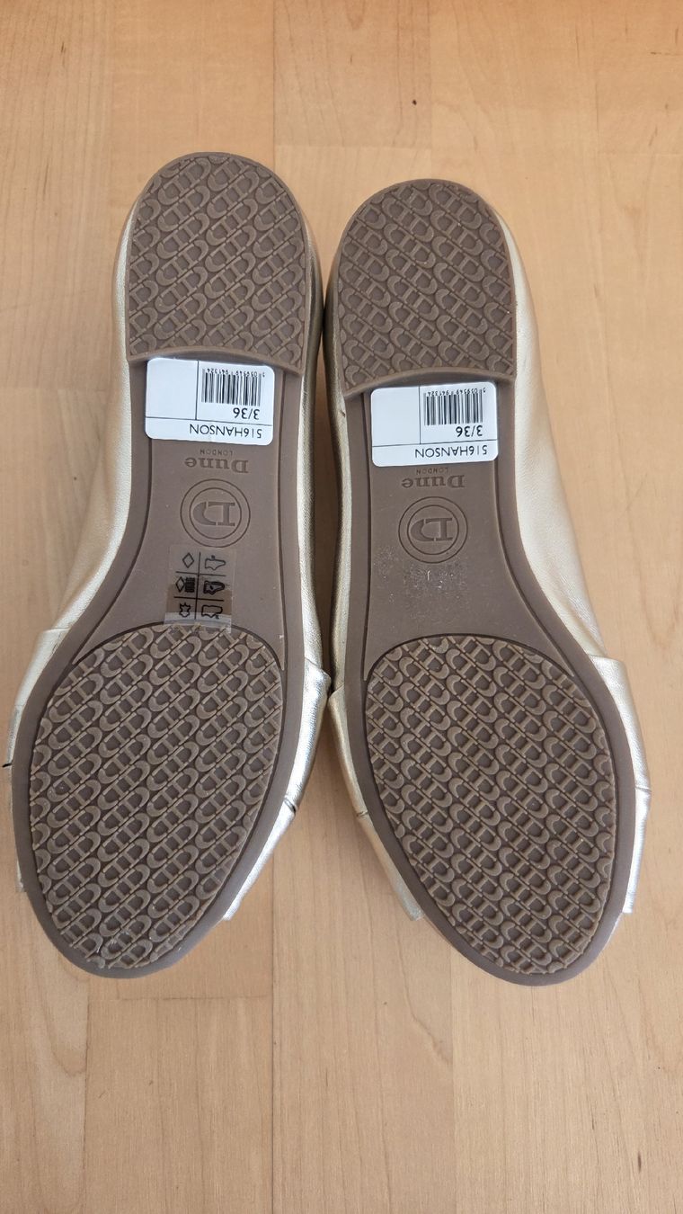 Scarpe da donna: Neue Leder Ballerinas Grösse 36 – Nuovo (secondo la descrizione) da Wettingen venduto da Hawaii88 2