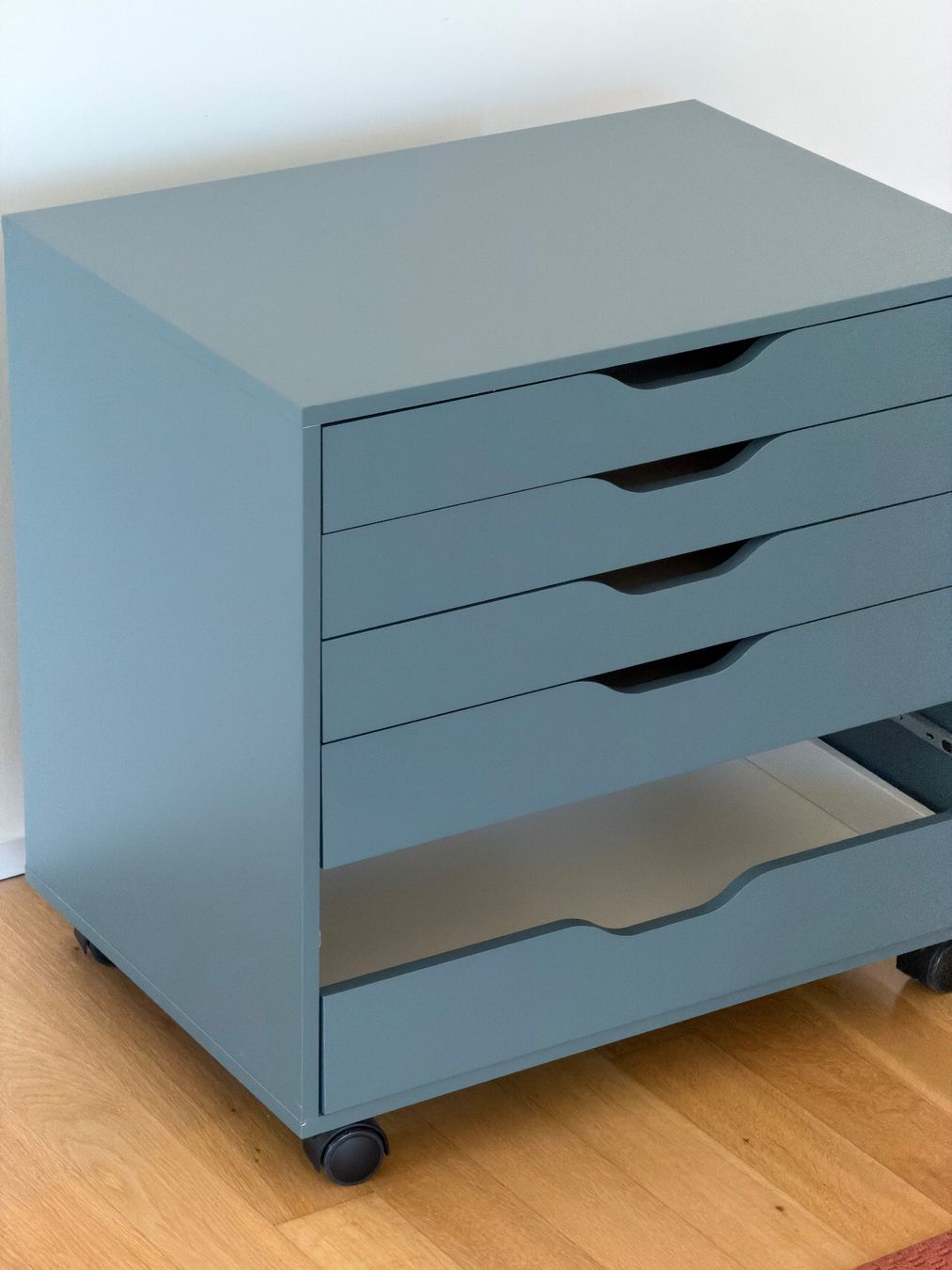 Ikea Commodes: Ikea Alex with rollers – D'occasion à Erlenbach ZH par Flocd 1
