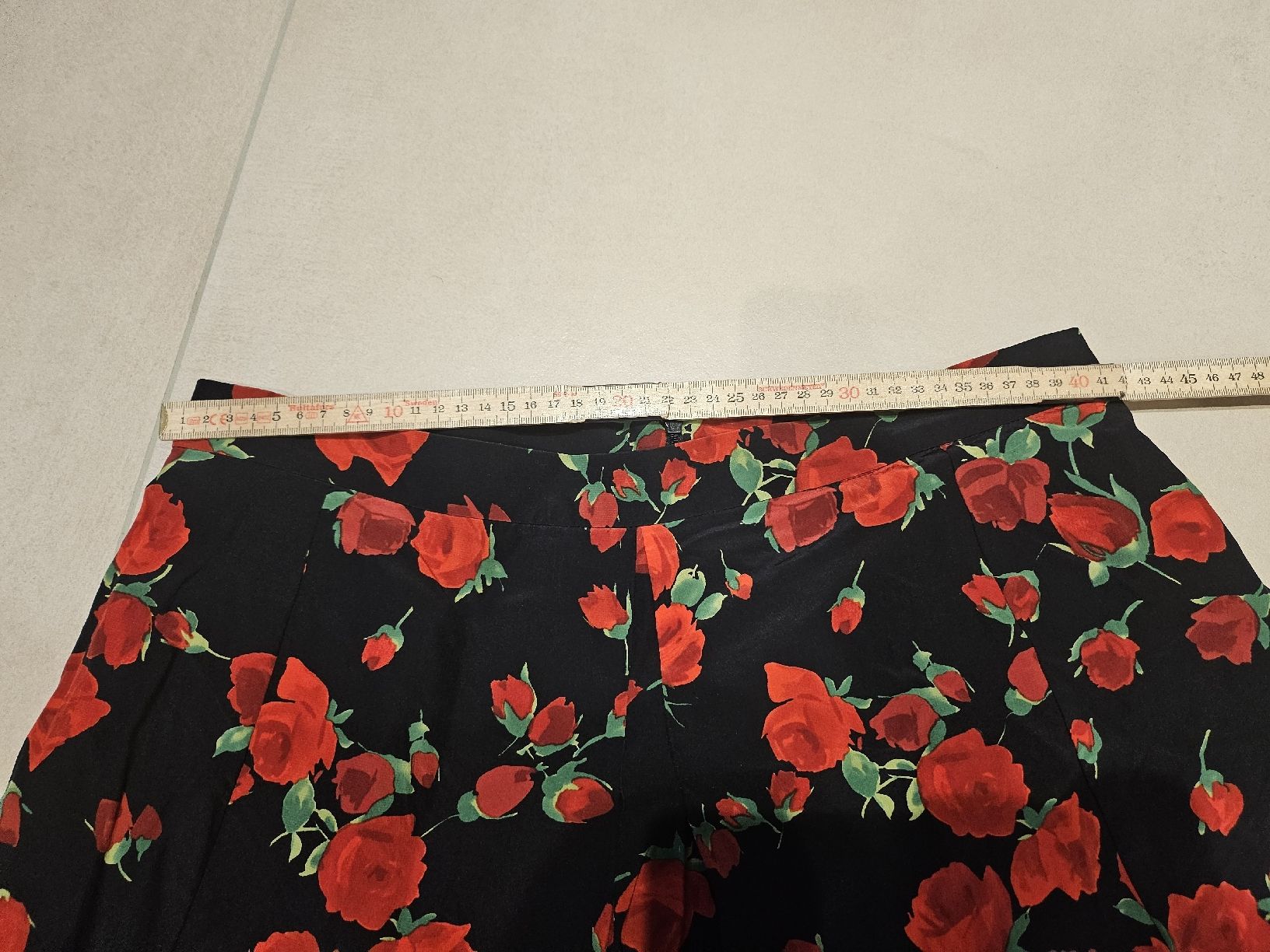 Gonne: Jupe mit Rosen gr.XL 100% Seide – Usato da Allschwil venduto da na.wi.90 4