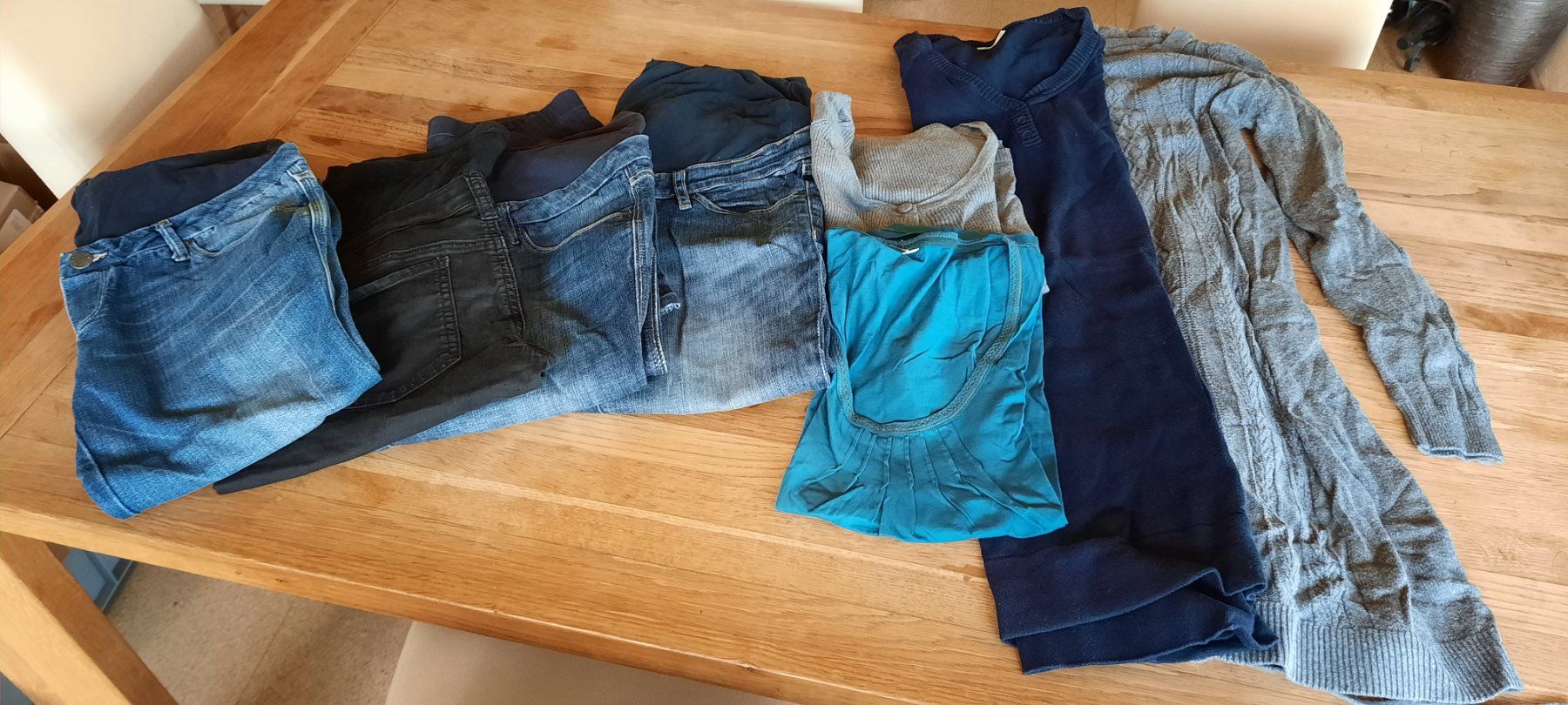Lotti di vestiti: Umstandskleider – Usato da Flerden venduto da ladni