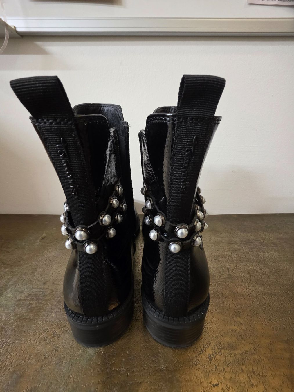 Tamaris Scarpe da donna: Stiefeletten schwarz mit Perlen – Usato da Altstätten SG venduto da Calendula-7 1