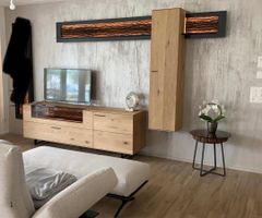 TV Möbel mit Hängeschrank und Wandpanel