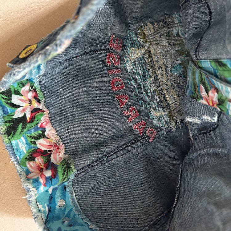Desigual Giacche: Blanco Jeans embroidered retro women’s denim jacket Levis – Usato da Rheinfelden venduto da sourced_limited 6