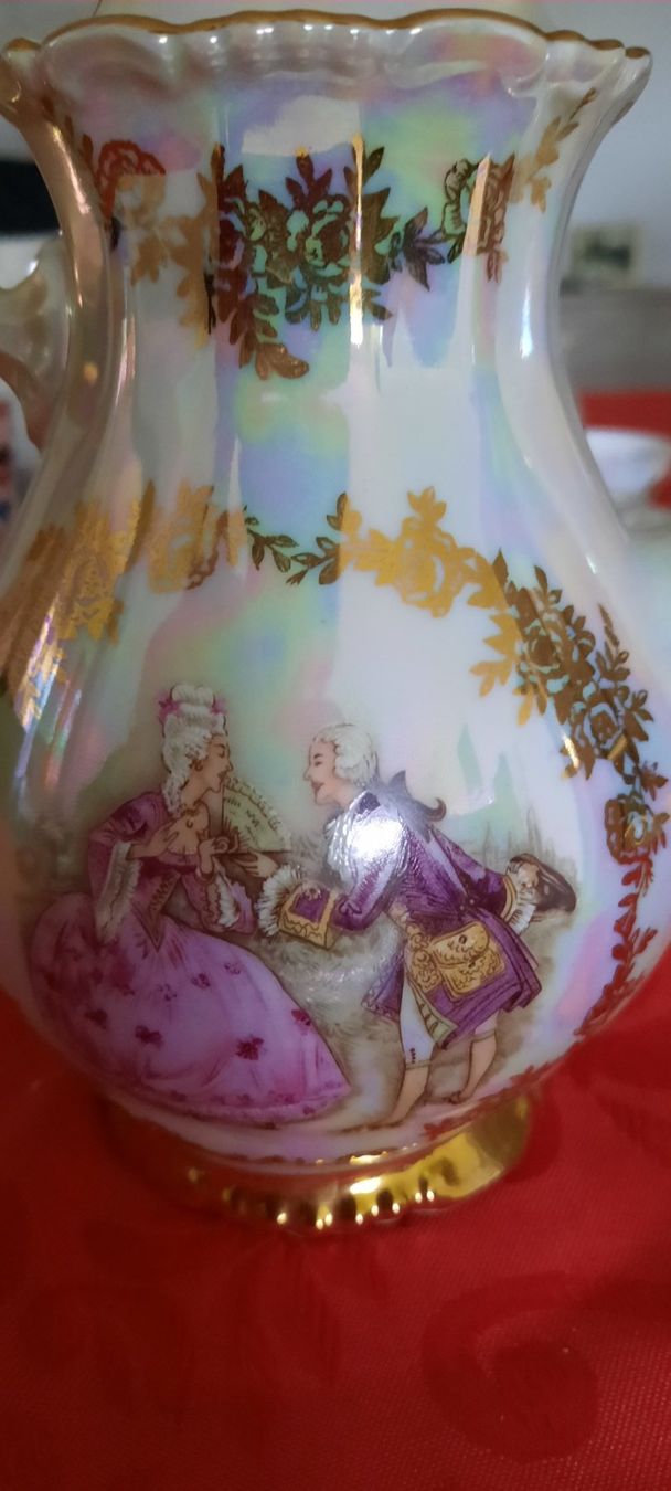 Set di piatti: ESSPRESSOSERVICE 8 TEILIG MIT GOLDRAND – Nuovo (secondo la descrizione) da castagnola venduto da Truchere