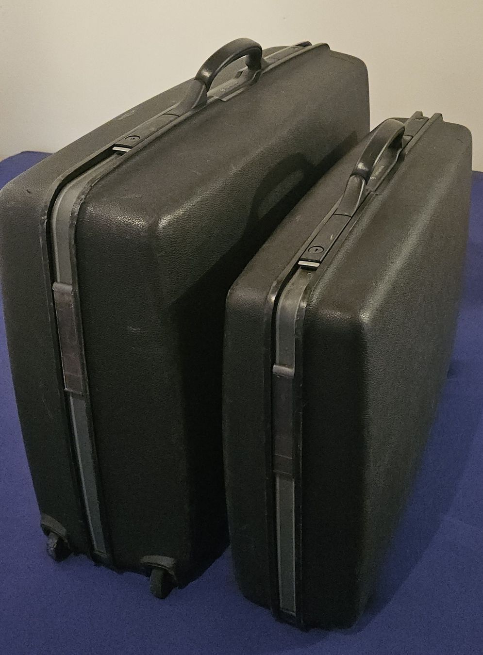 Samsonite Valigie: Vintage Samsonite Koffer Set, Hartschale, Schwarz – Usato da Horgen venduto da kirchi72 1