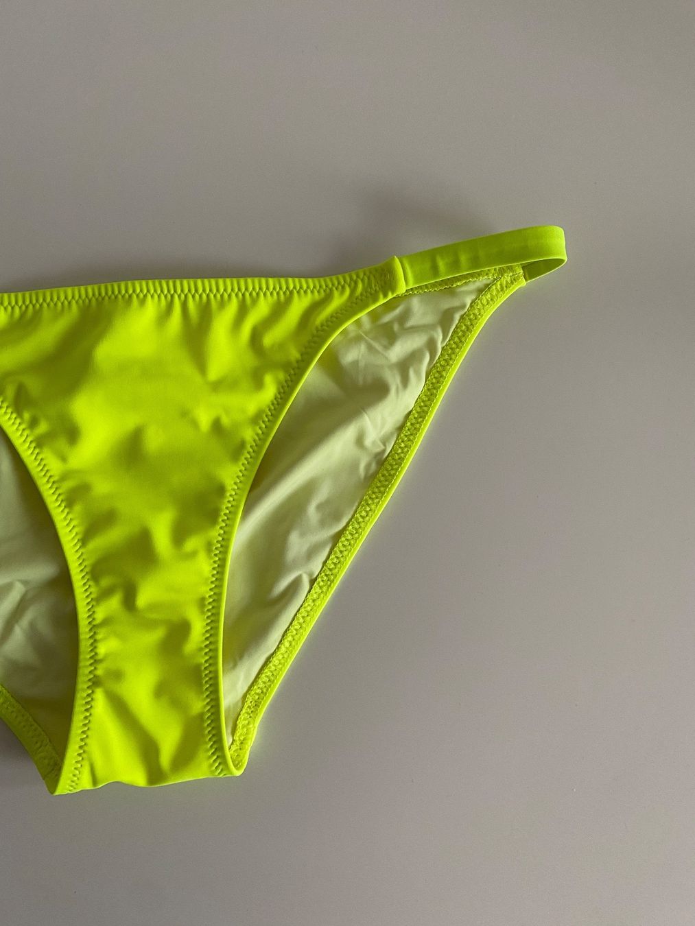 Maillots de bain & Bikinis: SOLID & STRIPED Bikini Hose - neu - – Neuf (Voir description) à Jona par vanessasupermarket20 2