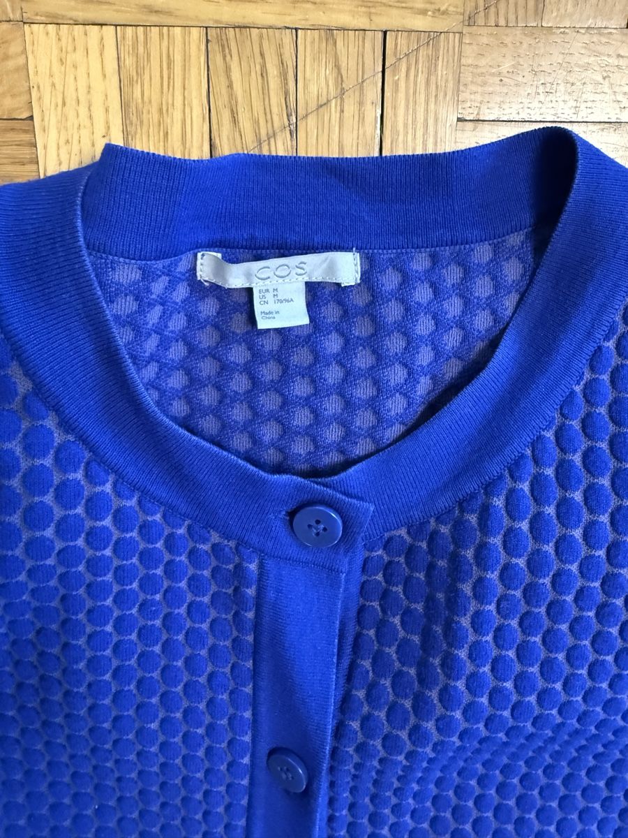 Cos Jacken: Cos Strickjacke M – Gebraucht aus Adlikon b. Regensdorf von galaxandy 1