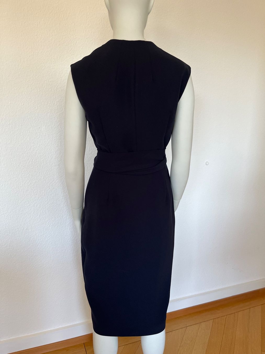 Hobbs Vestiti: Hobbs Navy Etui-Kleid Gr 36 – Usato da Zürich venduto da bea_s5tq 2