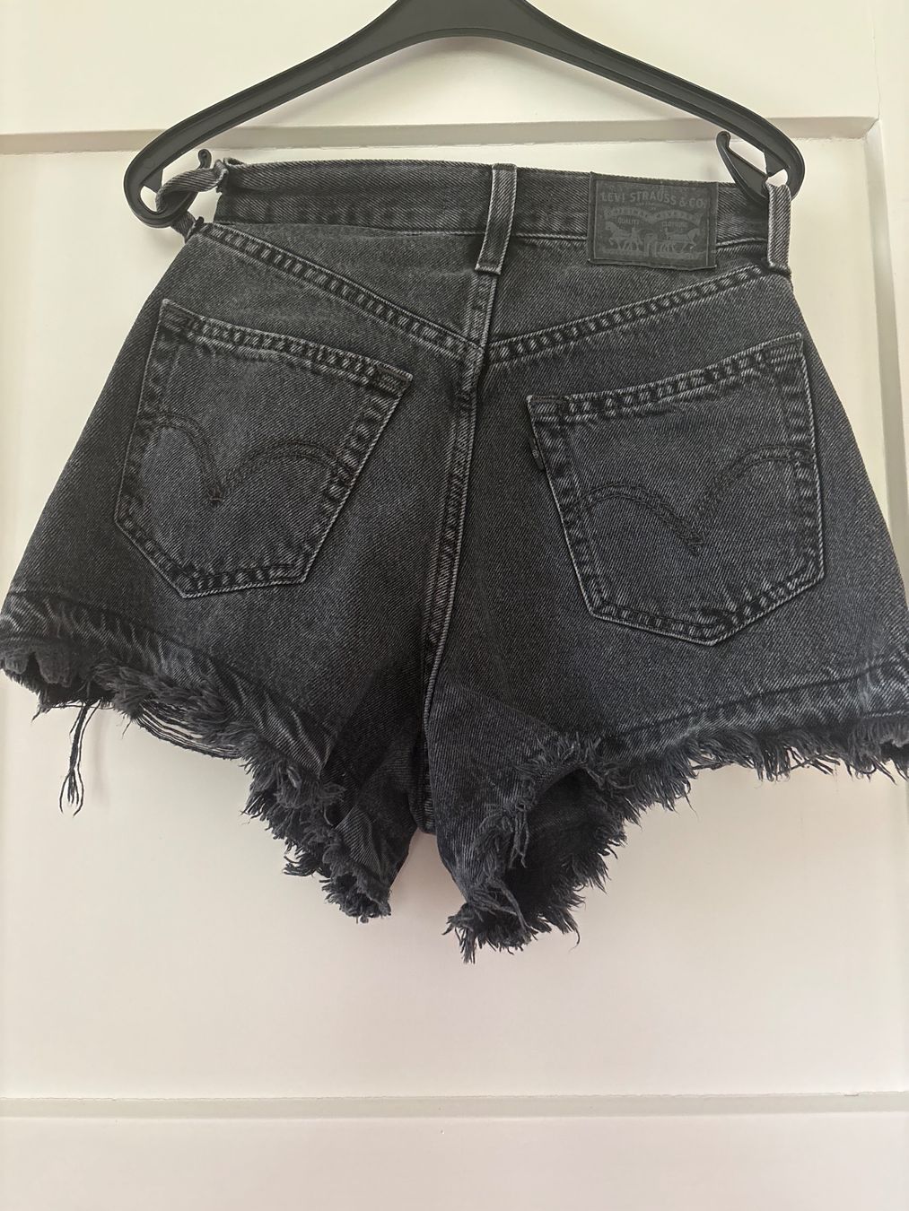Levi's Jeans: Levi‘s Shorts Gr. 24 – D'occasion à Zürich par Ksenia_RBR 2