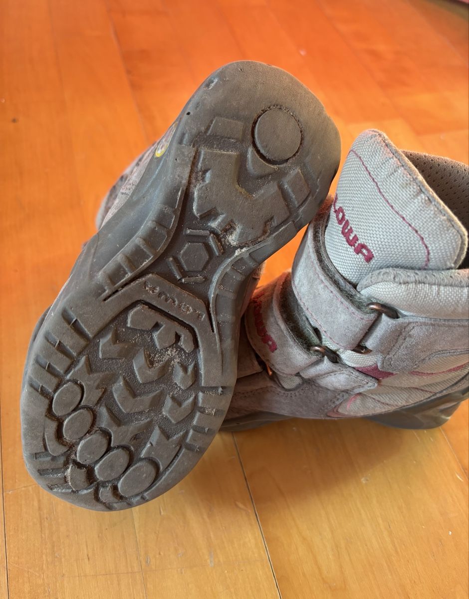 Lowa Schuhe für Jungen: Lowa Winterstiefel, Gr. 31 – Gebraucht aus Hinwil von TomTom036 1