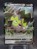Galarian Stunfisk V #128 Darkness Ablaze NM / 🇬🇧