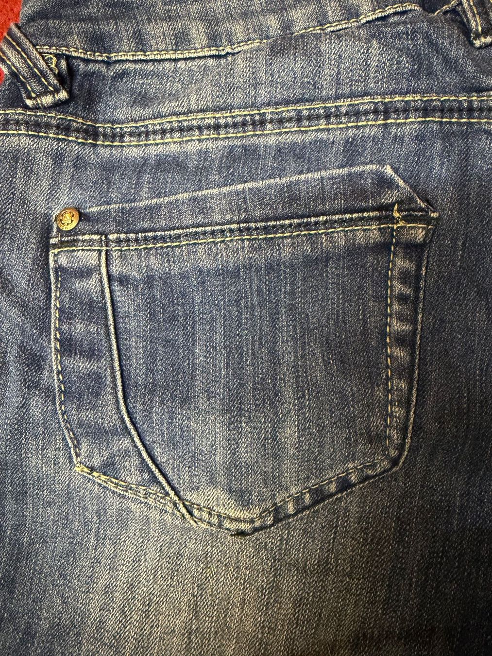 Pantaloni: Jeans Shorts – Usato da Eschenbach LU venduto da jjasmiin 4