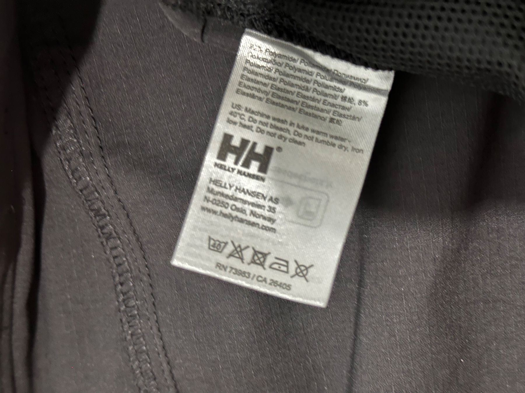 Helly Hansen Hosen: Neue Helly Hansen Shorts Gr.46 – Gebraucht aus Bern von BrandVilla 4