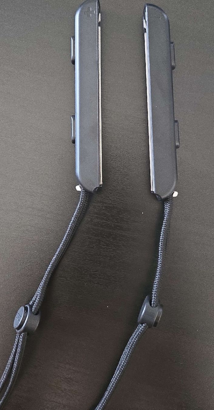 Nintendo Manettes: Nintendo Joy-Con Griffe Schwarz – Neuf (Voir description) à Mellingen par Preestop