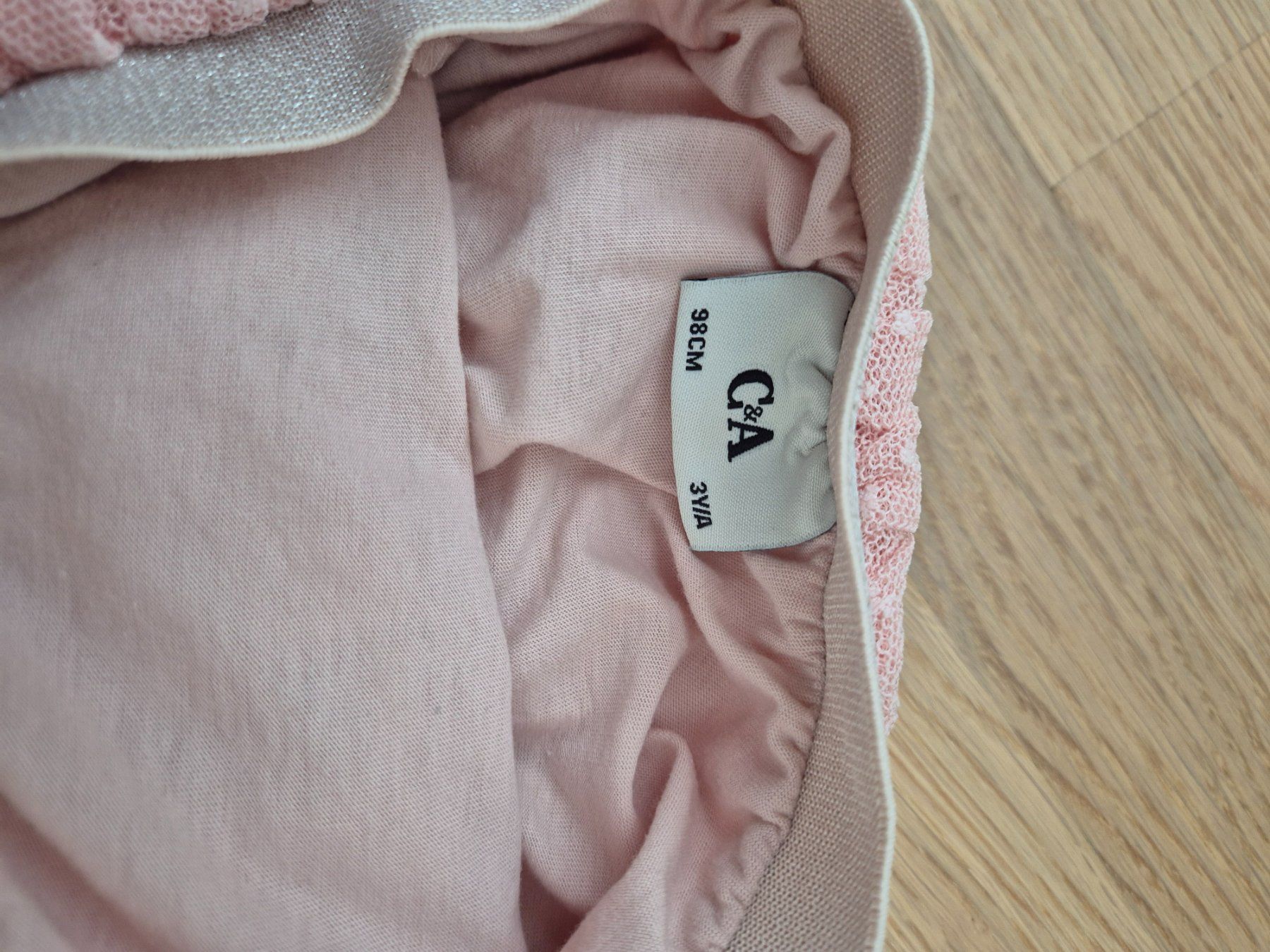 C&A Vestiti & Gonne: Rock Jupe C&A 98 – Usato da Pfäffikon SZ venduto da Ka6ka 1