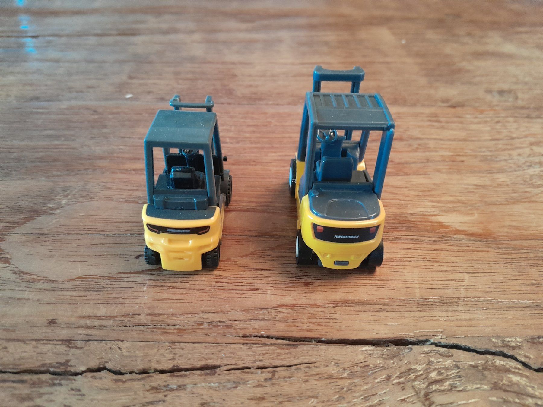 Liebherr Kit di modellismo & Modellini statici: Jungheinrich Stapler-Modelle 1:50 – Usato da Dübendorf venduto da hed_9w2b 1