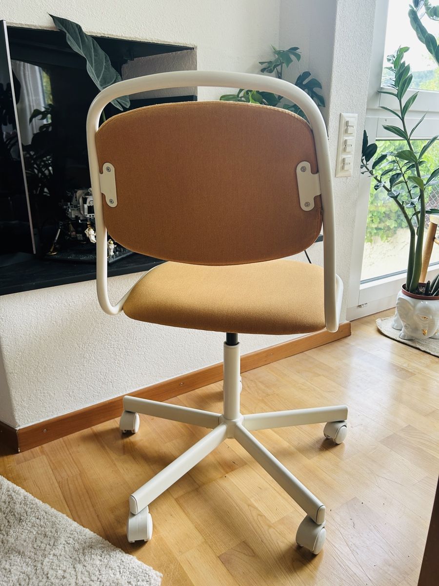 Ikea Stühle: Drehstuhl ÖRFJALL orange – Gebraucht aus Winterthur von Aurifere 1