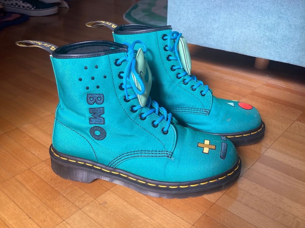 Doc sales martens bmo