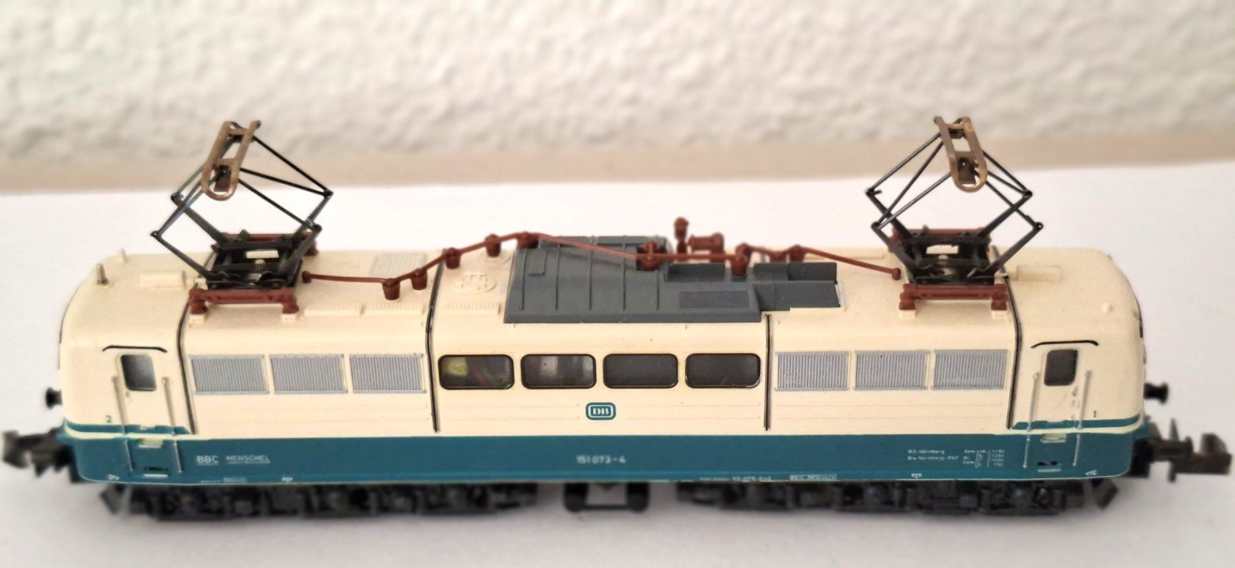Trix Modellini di ferrovie: Minitrix DB E Lok 151 073-4 – Usato da Biberist venduto da Ntrains 4