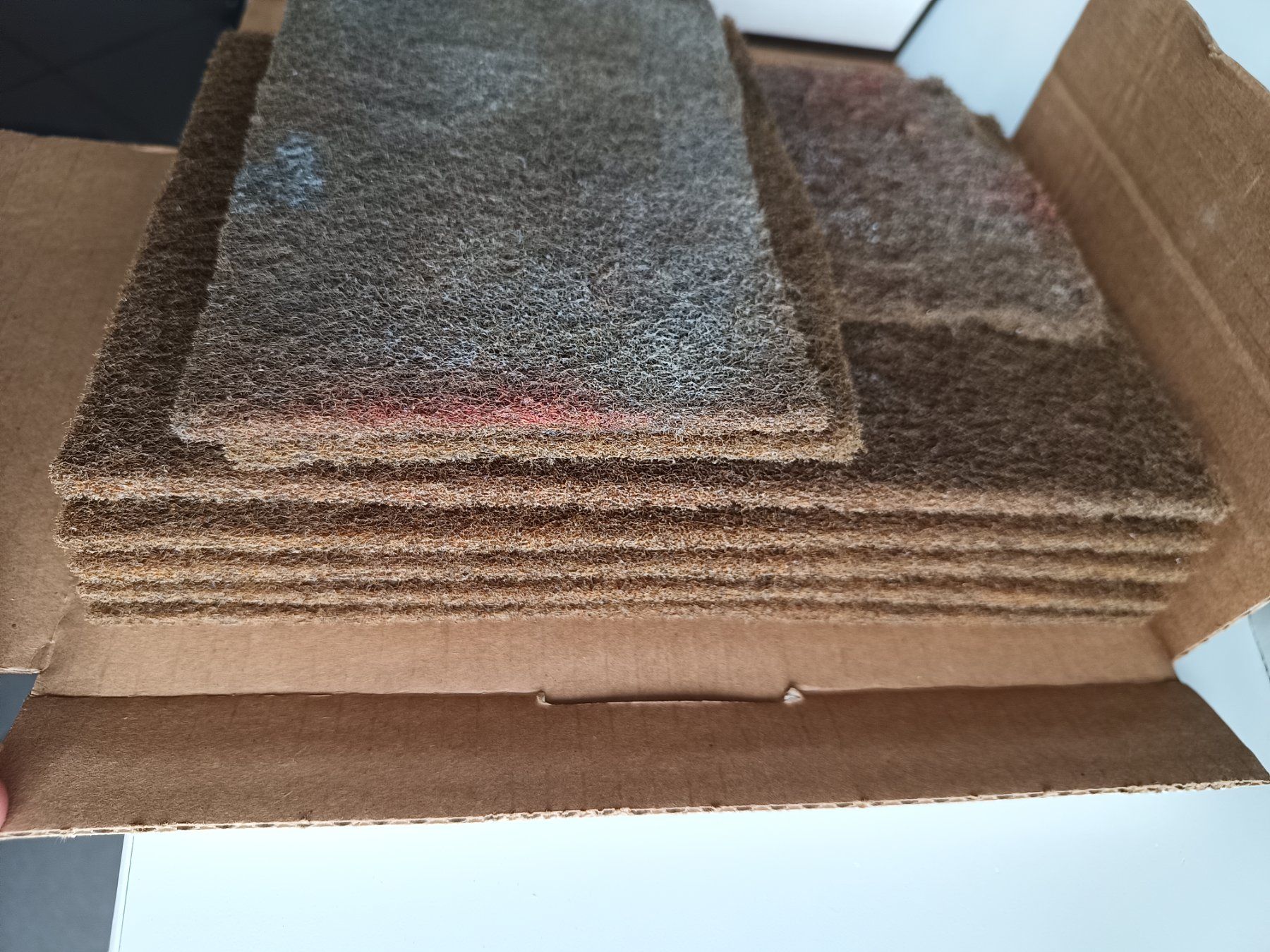 Altro per la casa: 3M Scotch- Brite Hand Pad – Usato da Oberegg venduto da A-Z.Handel.Loehrer 4