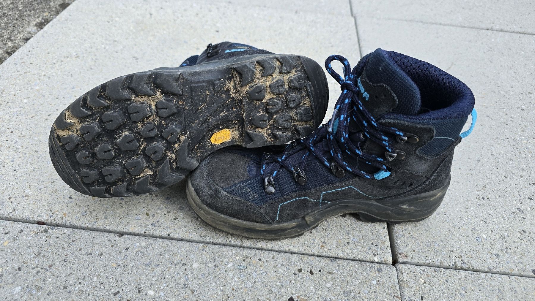Lowa Scarpe da uomo: LOWA Kinder-Wanderschuhe – Usato da Zürich venduto da maxx_66 1