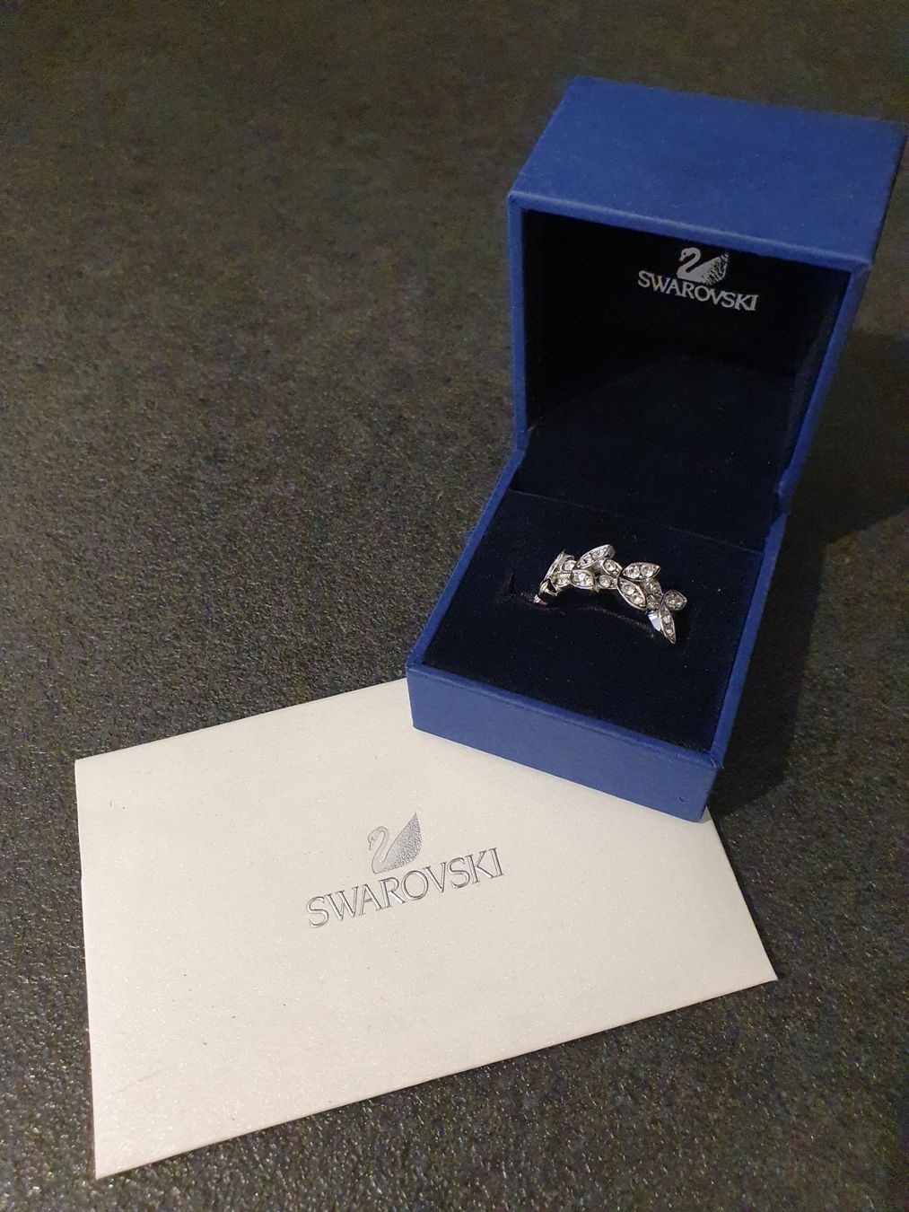 Swarovski Bagues: Swarovski Ring – D'occasion à Elfingen par mugel91