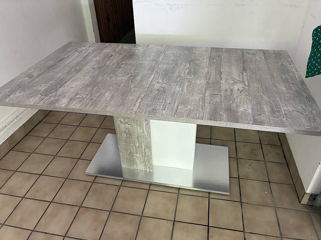 Tische: Table à manger – Gebraucht aus Ménières von 30A 1