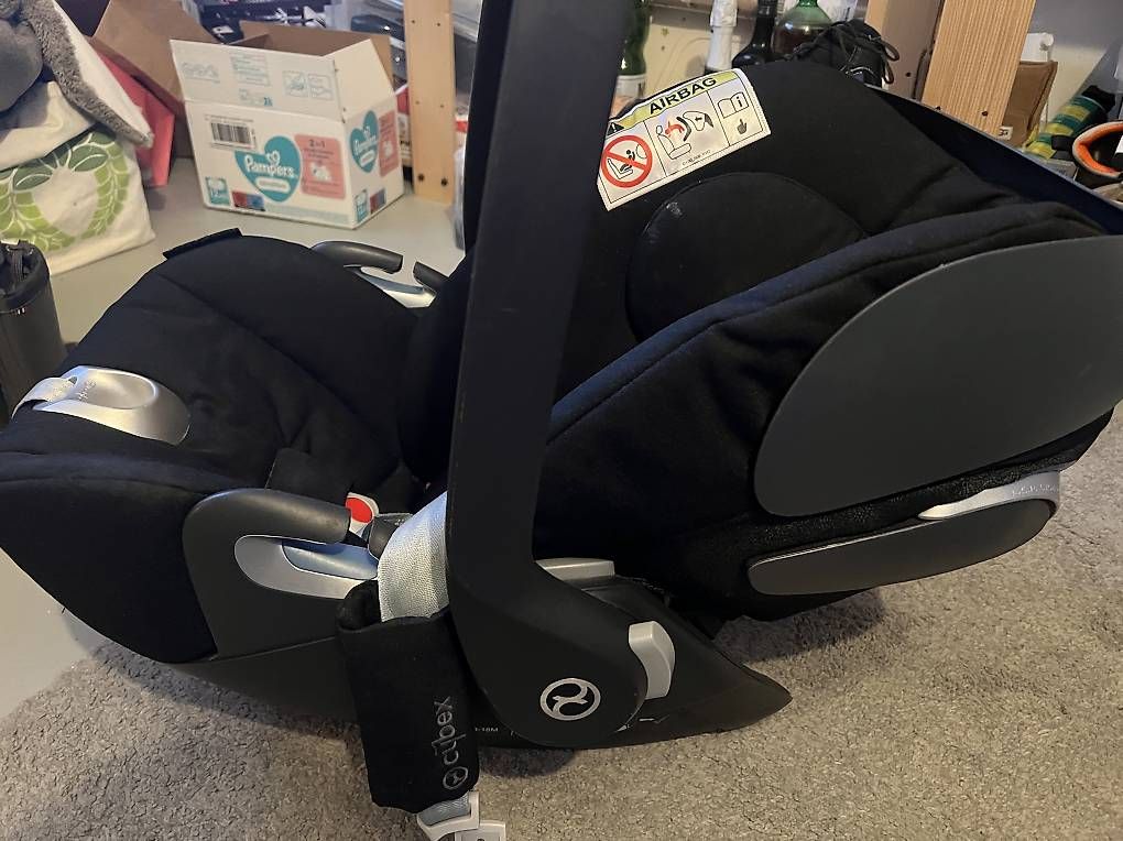 Cybex Seggiolini per auto: Cybex Babyschale Cloud T i-Size – Usato da Steinach venduto da her_9k95