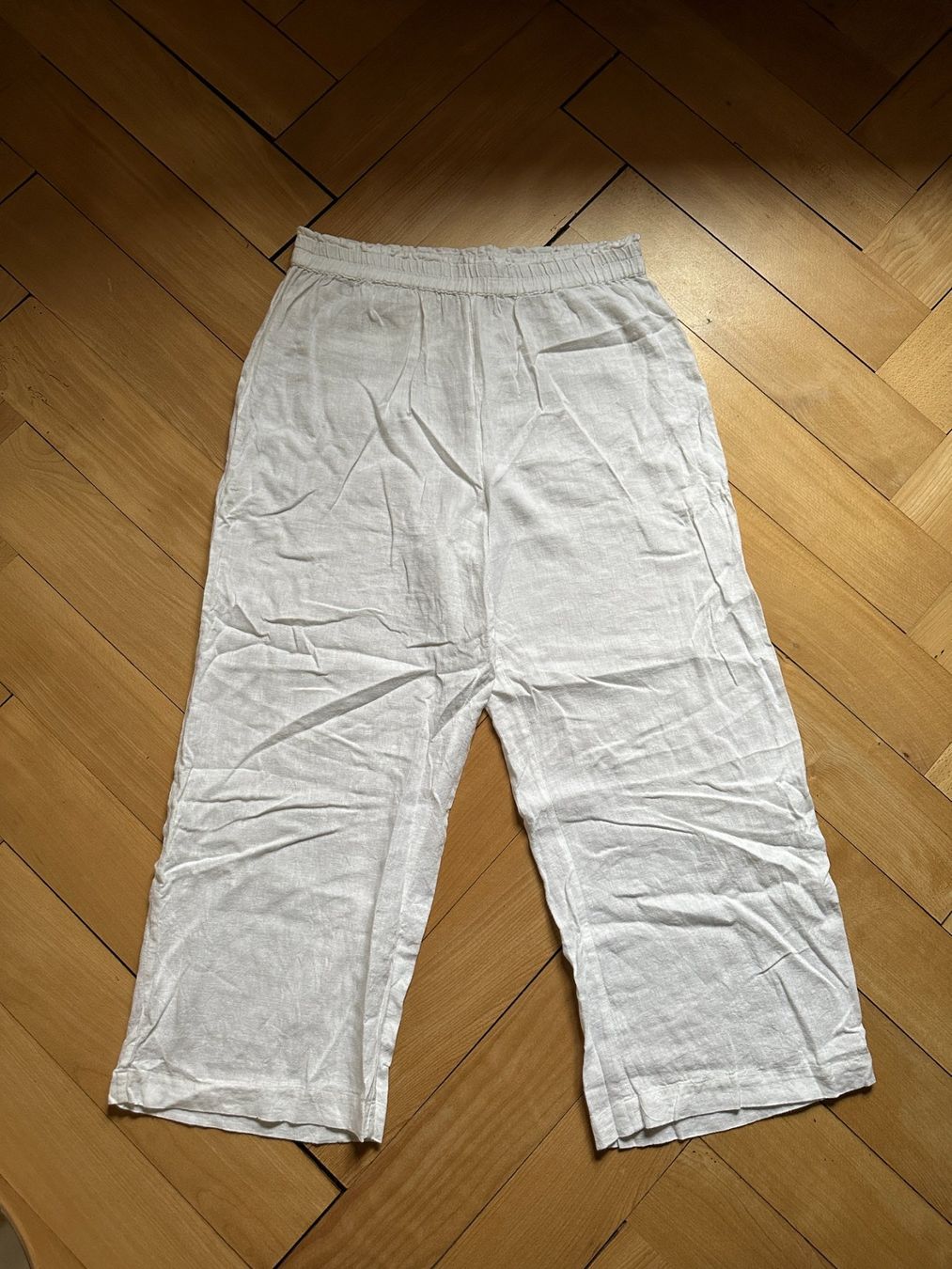 Only Hosen: ONLY - Stoffhose weiss luftig XL – Gebraucht aus Zürich von Diazaio