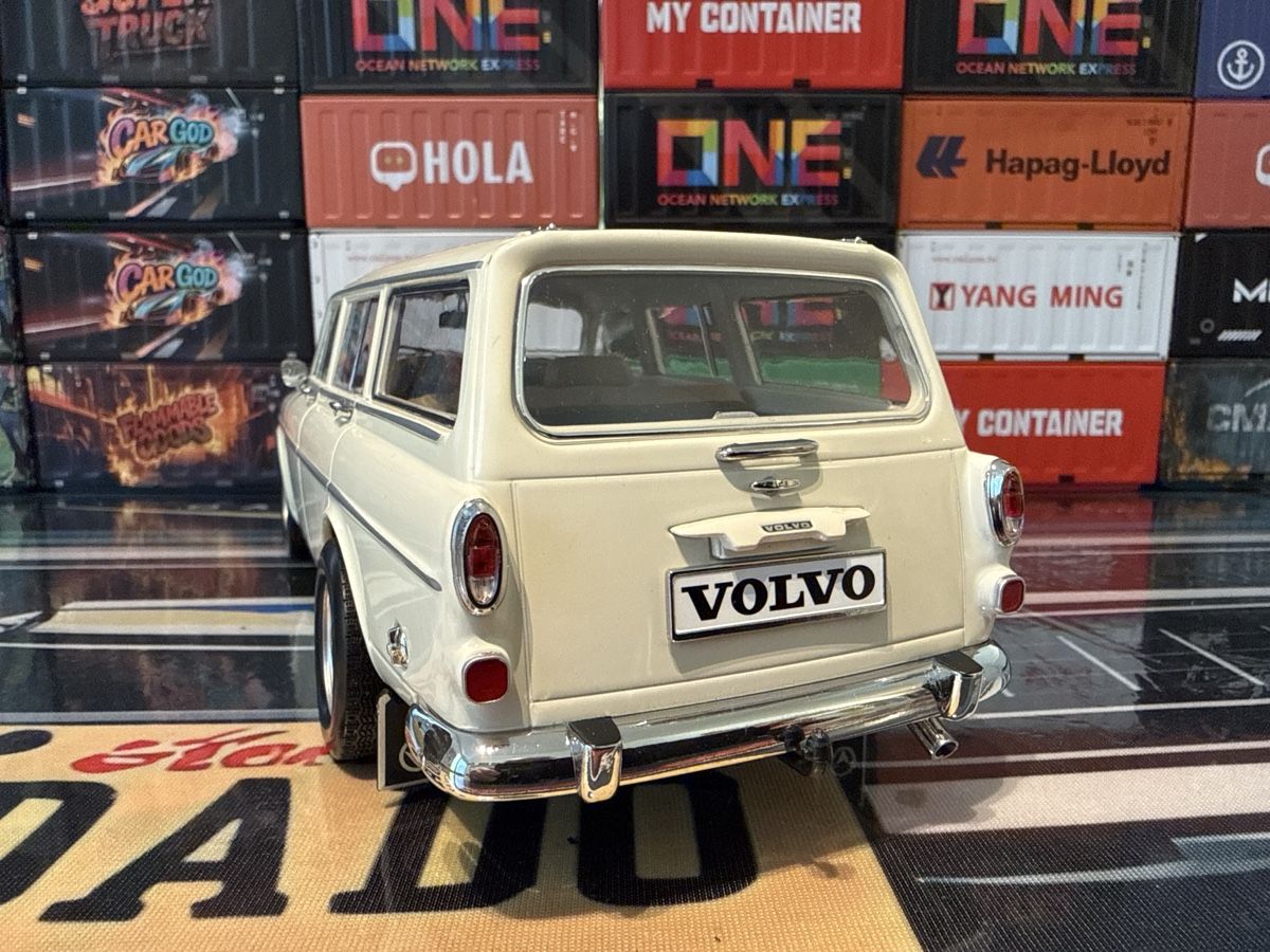 Volvo Modellini d'auto:  Volvo Kombi 1:18  – Nuovo (secondo la descrizione) da Basel venduto da Zomeg 2