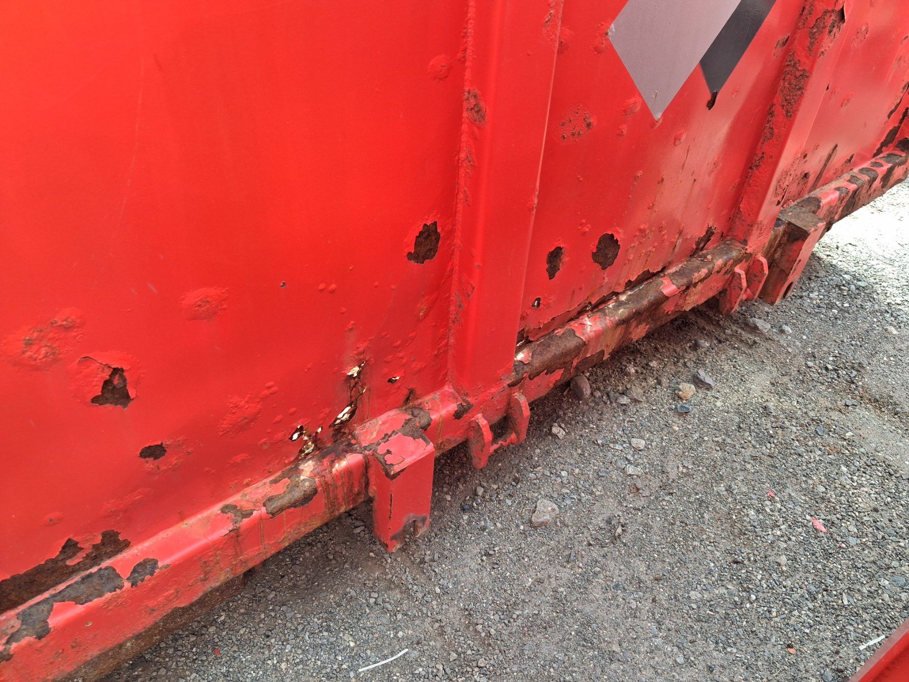 Conteneurs de construction: Abrollmulde ca. 20m3 mit Pendelladen Abrollcontainer – D'occasion à Klosters-Dorf par peter2016 4