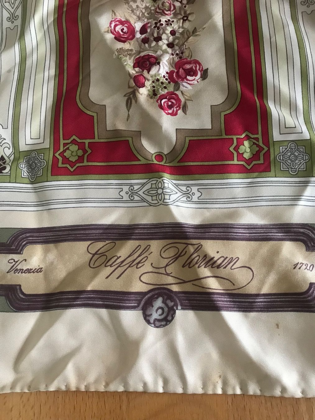 Foulards & écharpes: Foulard Seide Caffè Florian – D'occasion à Bern par Joeschi