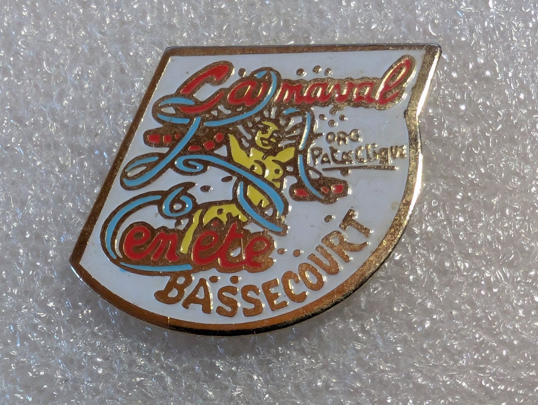Plaquettes & Badges: Ansteckpin 295: Carneval – D'occasion à Oppligen par Pin-Fall-Shop