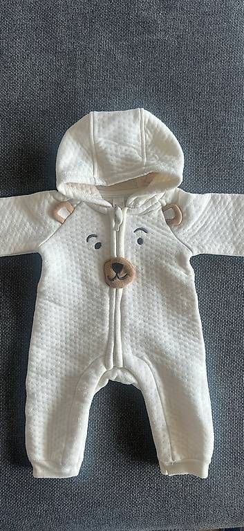 Lotti & Set di vestiti: Combinaison pour bébé "ours" orchestra – Nuovo (secondo la descrizione) da Grand-Lancy venduto da ssa_k59z 1