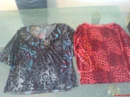 2 sexy Shirt Gr. M / 38 Leoparden-Look